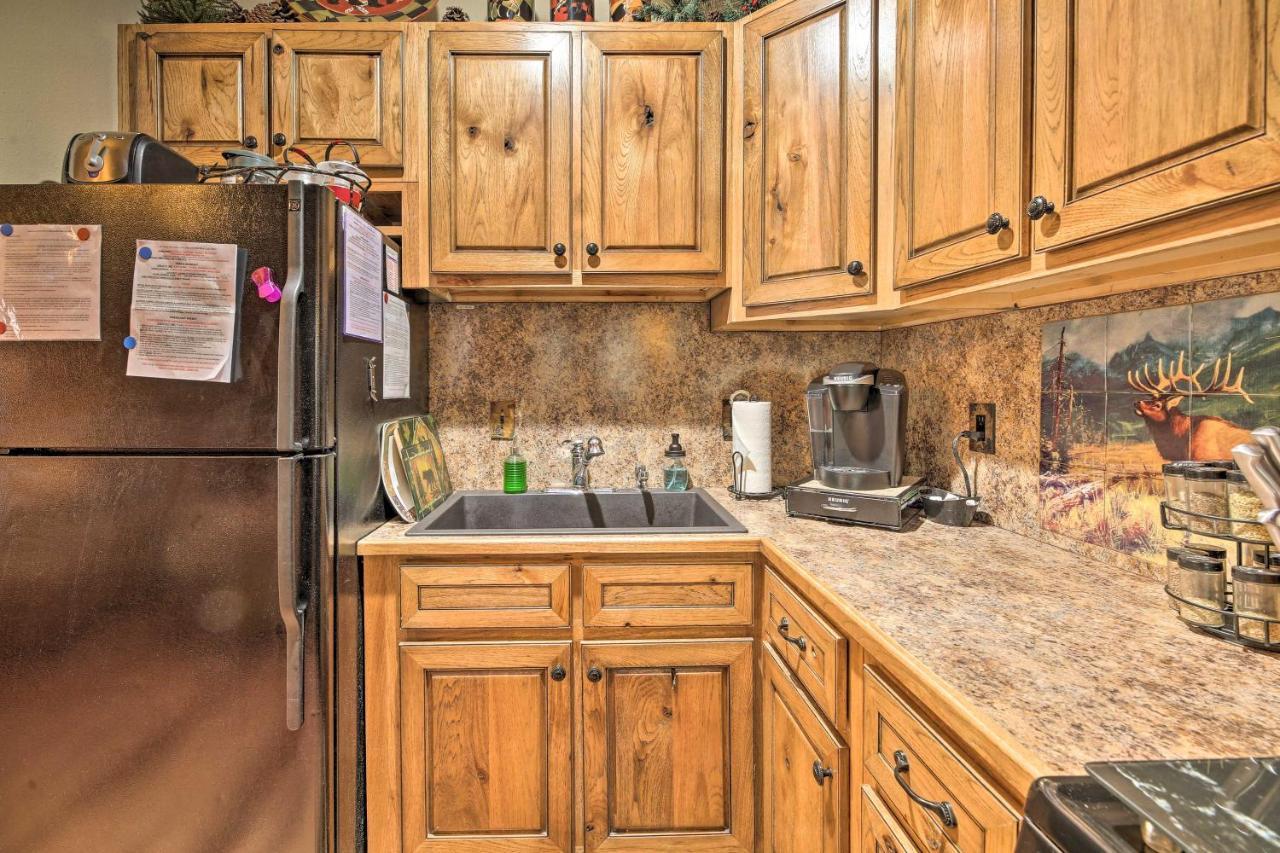 Rustic Lakeside Cabin - Family And Pet Friendly! Pinetop-Lakeside Luaran gambar