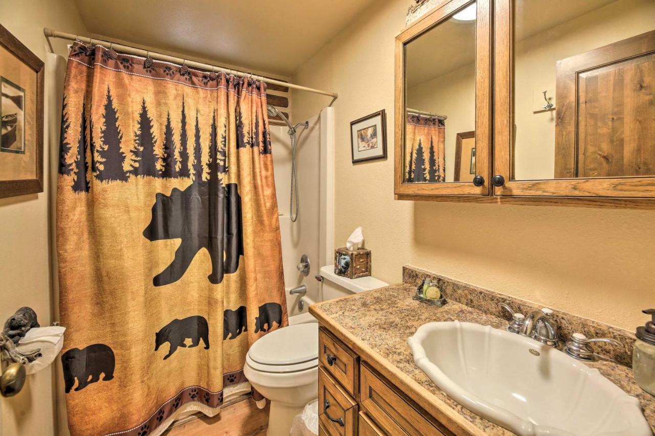 Rustic Lakeside Cabin - Family And Pet Friendly! Pinetop-Lakeside Luaran gambar